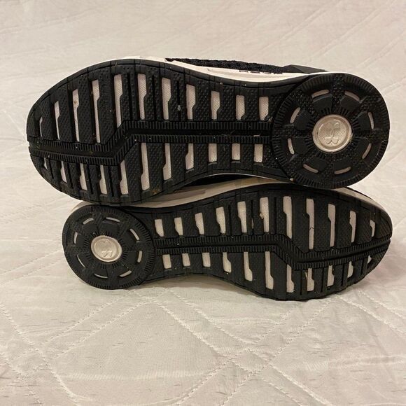 Under Armour HOVR Sonic Running Shoe‎ size 8 - Picture 10 of 10